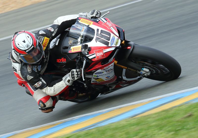 sergio nangeroni sur aprilia rsv4 au mans lors european bikes 2014