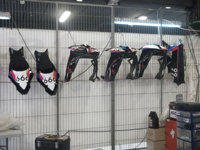 Piece de rechange bmws 24h de motos barcelone 2011